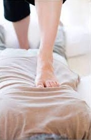 masaje con los pies oriental - Tania Escala - Terapias Naturales